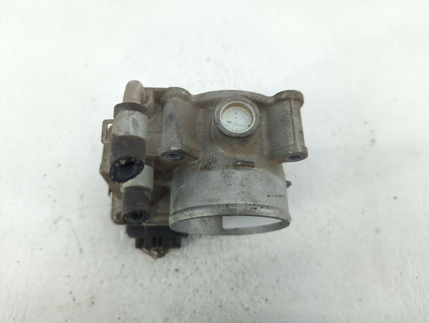 2013-2018 Nissan Altima Throttle Body P/N:3TA60-01 B 3TA60-01 C, 3TA60-01 A Fits Fits 2013 2014 2015 2016 2017 2018 2019 202