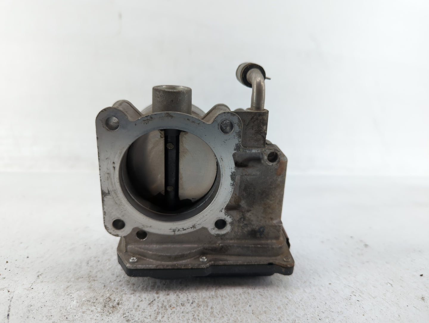 2013-2018 Nissan Altima Throttle Body P/N:3TA60-01 B 3TA60-01 C, 3TA60-01 A Fits Fits 2013 2014 2015 2016 2017 2018 2019 202