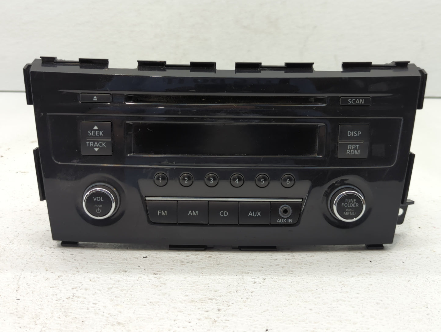 2013-2015 Nissan Altima Am Fm Cd Player Radio Receiver - Oemusedautoparts1.com