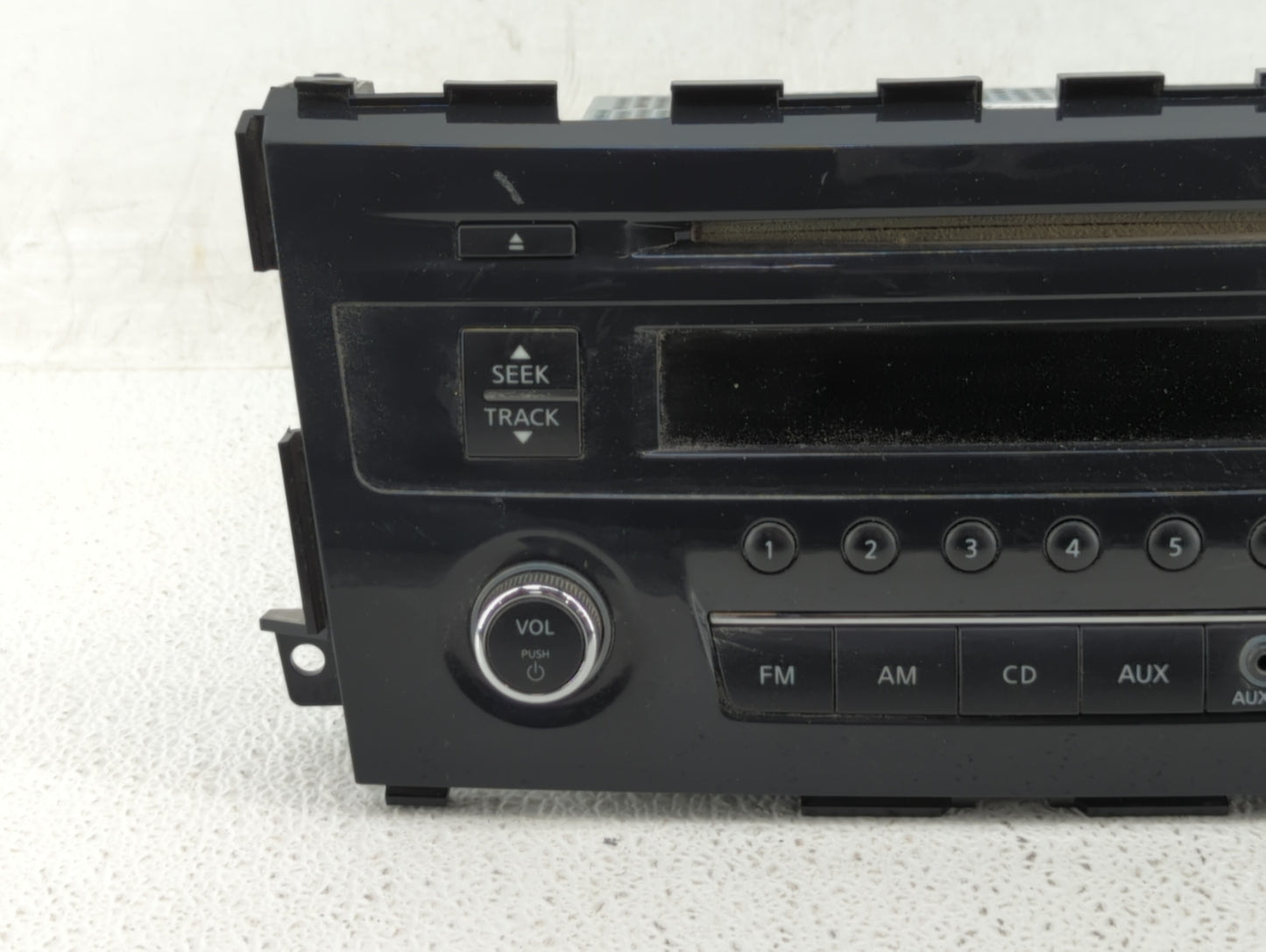 2013-2015 Nissan Altima Radio AM FM Cd Player Receiver Replacement P/N:28185 3TB0G 28185 3TA0G Fits Fits 2013 2014 2015 OEM 