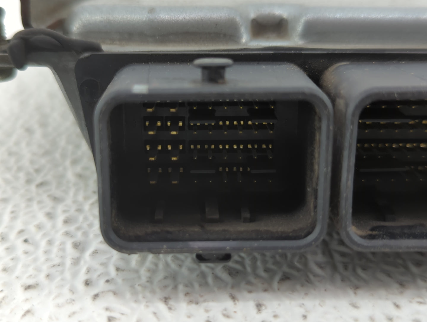 2015 Nissan Altima PCM Engine Control Computer ECU ECM PCU OEM P/N:NEC017-058 NEC005-664, NEC013-028 Fits Fits 2013 2014 OEM