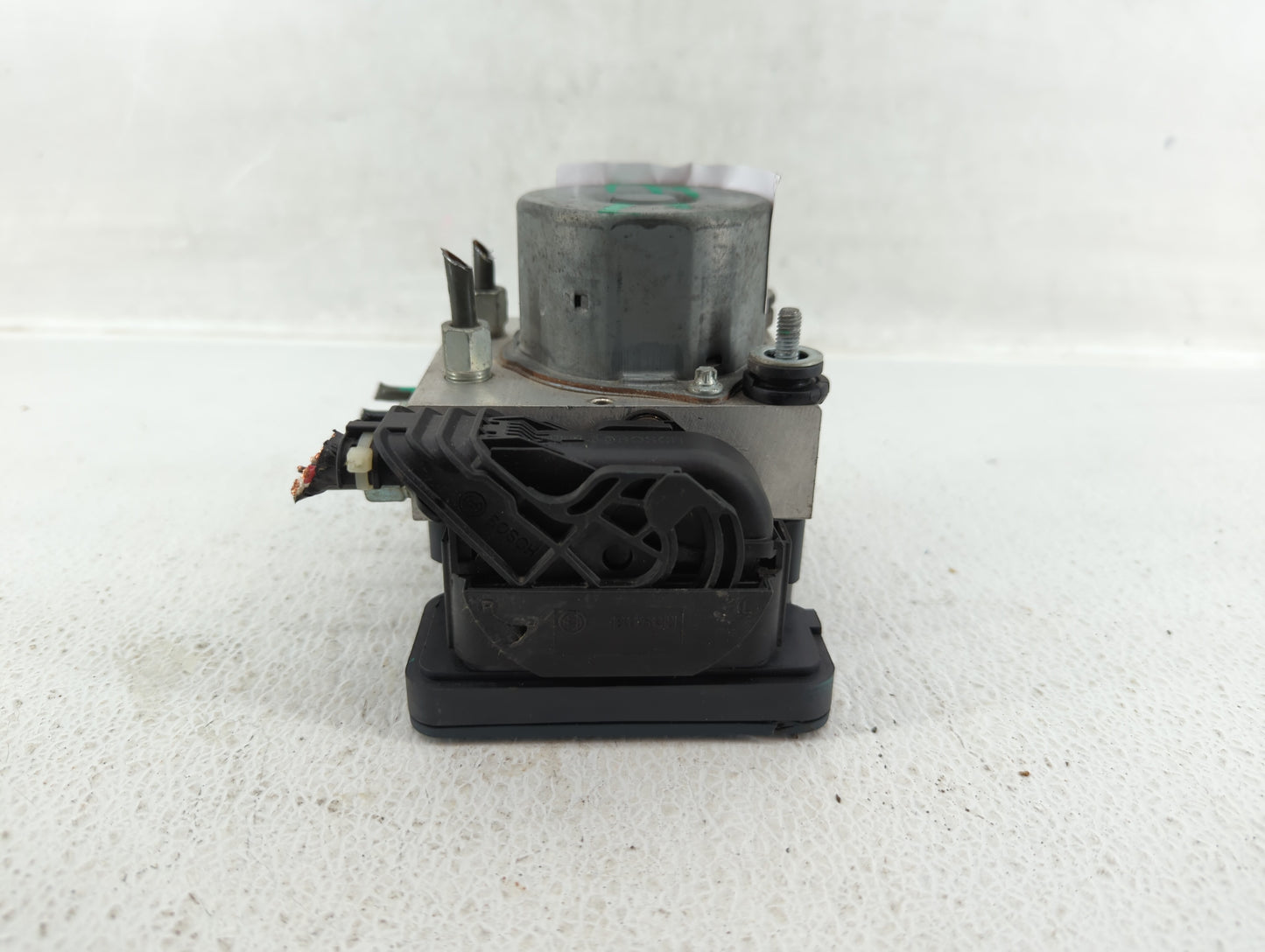 2015 Nissan Altima ABS Pump Control Module Replacement P/N:47660 9HM0A Fits OEM Used Auto Parts - Oemusedautoparts1.com