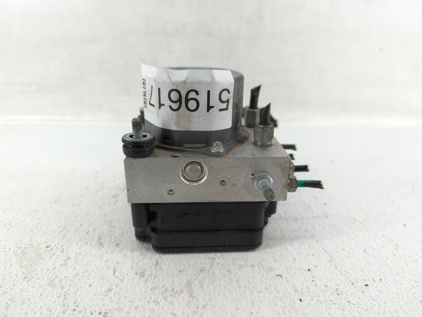 2015 Nissan Altima ABS Pump Control Module Replacement P/N:47660 9HM0A Fits OEM Used Auto Parts - Oemusedautoparts1.com