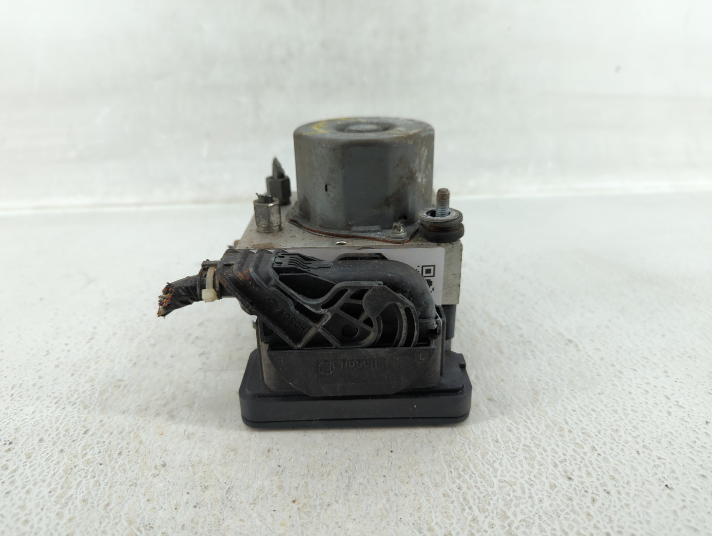 2015 Nissan Altima ABS Pump Control Module Replacement P/N:27660 9HM0A Fits OEM Used Auto Parts - Oemusedautoparts1.com