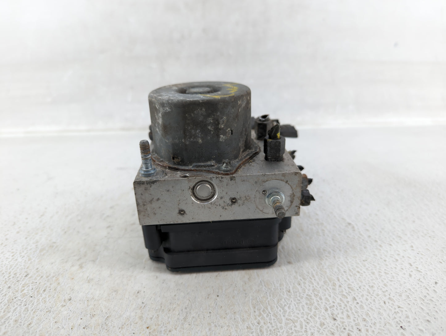2015 Nissan Altima ABS Pump Control Module Replacement P/N:27660 9HM0A Fits OEM Used Auto Parts - Oemusedautoparts1.com