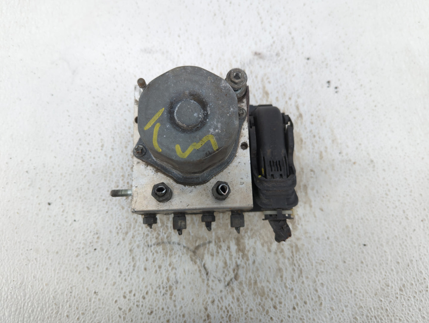 2015 Nissan Altima ABS Pump Control Module Replacement P/N:27660 9HM0A Fits OEM Used Auto Parts - Oemusedautoparts1.com