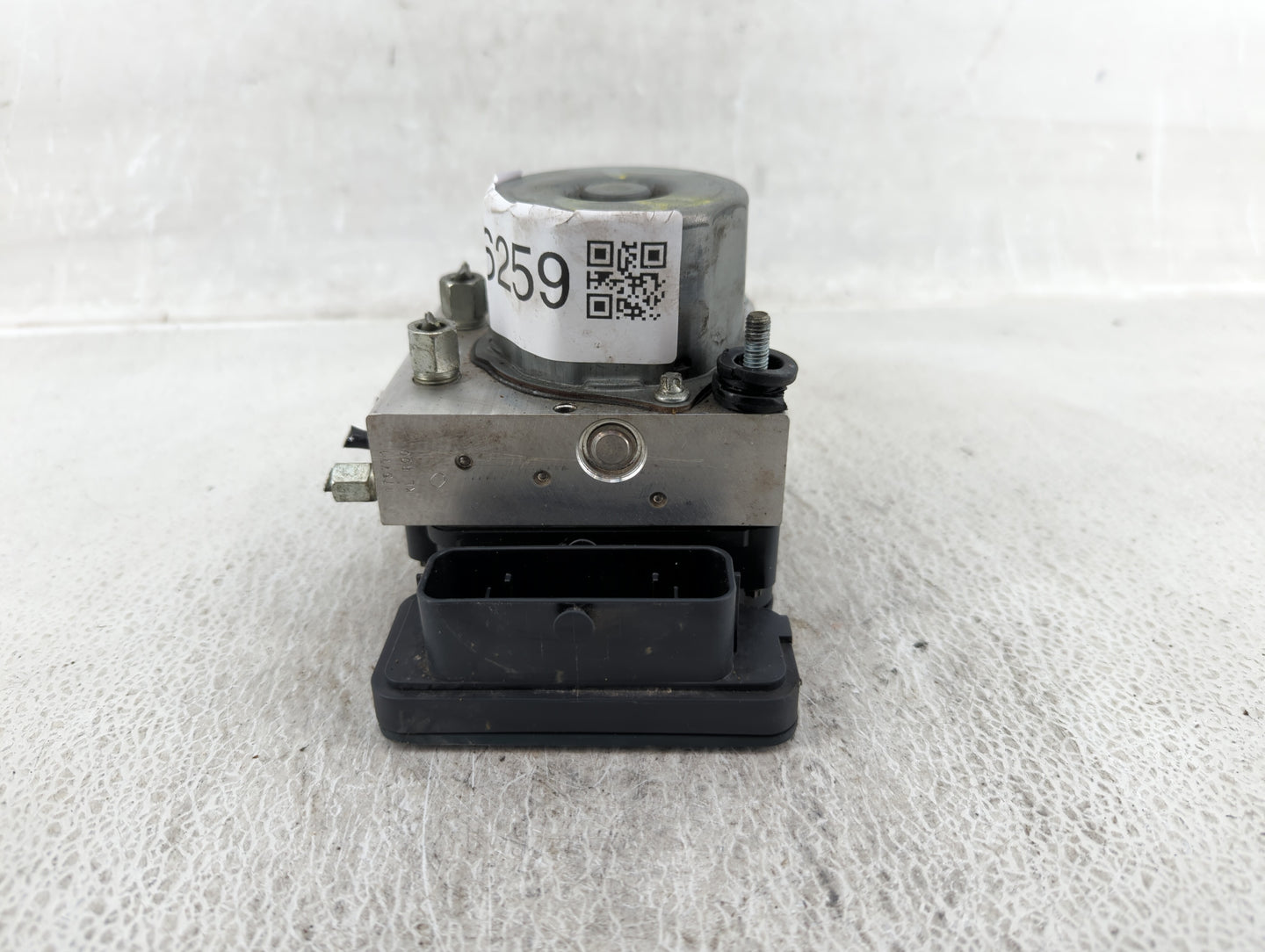 2015 Nissan Altima ABS Pump Control Module Replacement P/N:47660 9HM0A 27660 9HM0A Fits OEM Used Auto Parts - Oemusedautopar