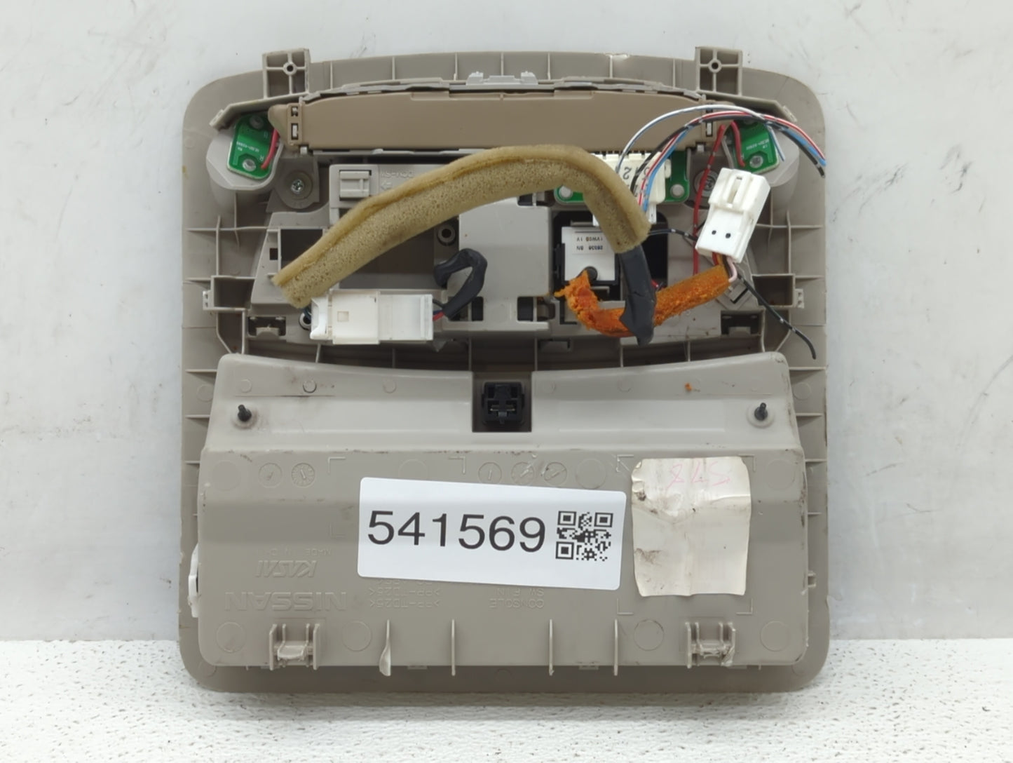2013-2015 Nissan Altima Center Floor Console Fits Fits 2013 2014 2015 2016 2017 OEM Used Auto Parts - Oemusedautoparts1.com