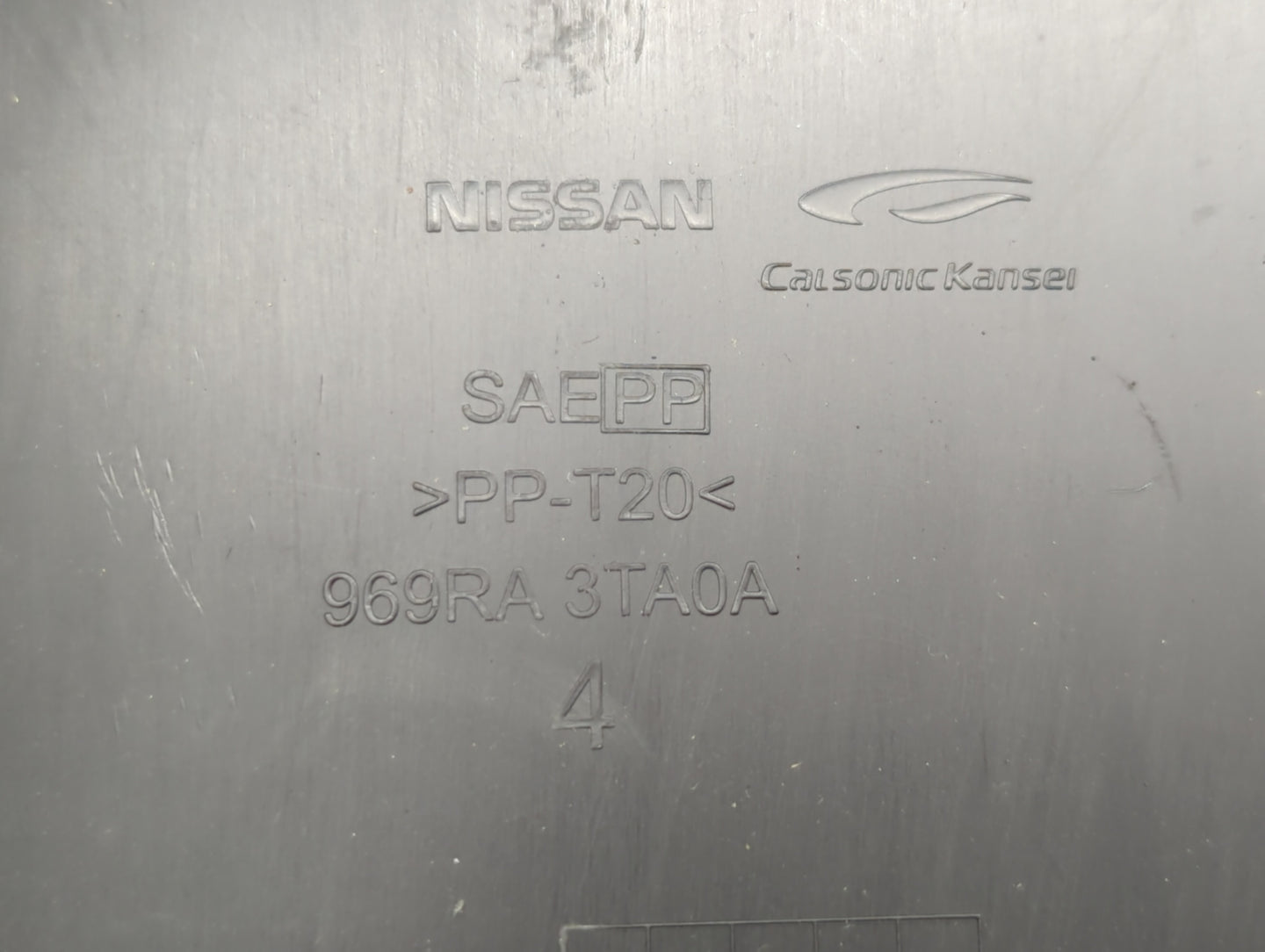 2015 Nissan Altima Center Floor Console P/N:969RA 3TA0A Fits OEM Used Auto Parts - Oemusedautoparts1.com