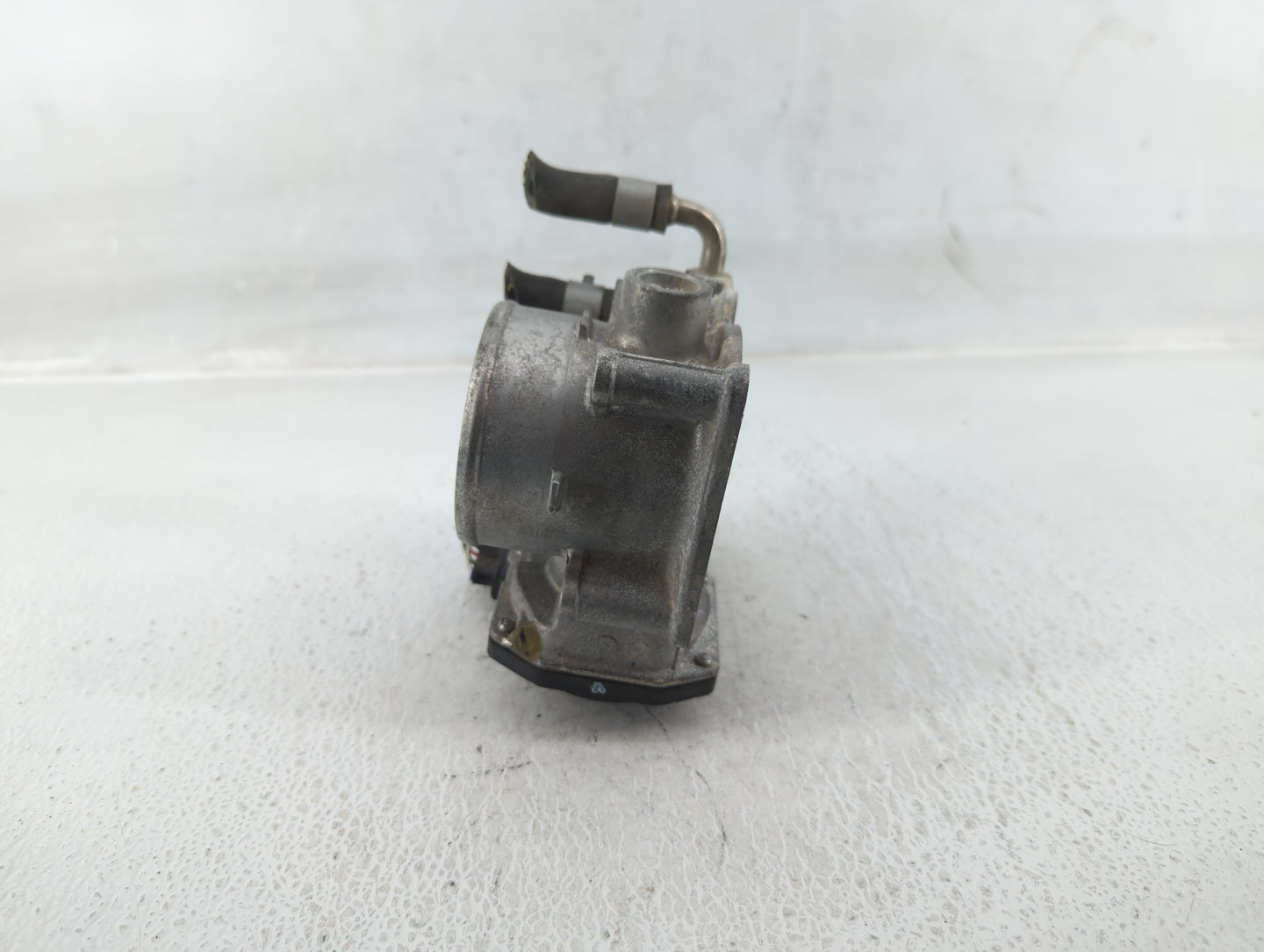 2013-2018 Nissan Altima Throttle Body P/N:3TA60-01 A Fits Fits 2013 2014 2015 2016 2017 2018 2019 2020 OEM Used Auto Parts -
