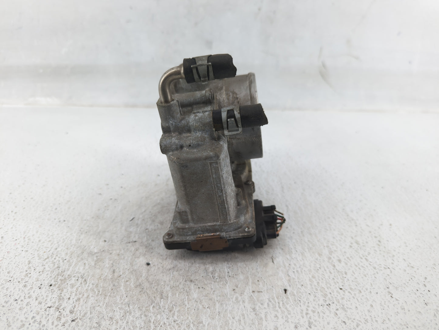 2013-2018 Nissan Altima Throttle Body P/N:3TA60-01 A Fits Fits 2013 2014 2015 2016 2017 2018 2019 2020 OEM Used Auto Parts -