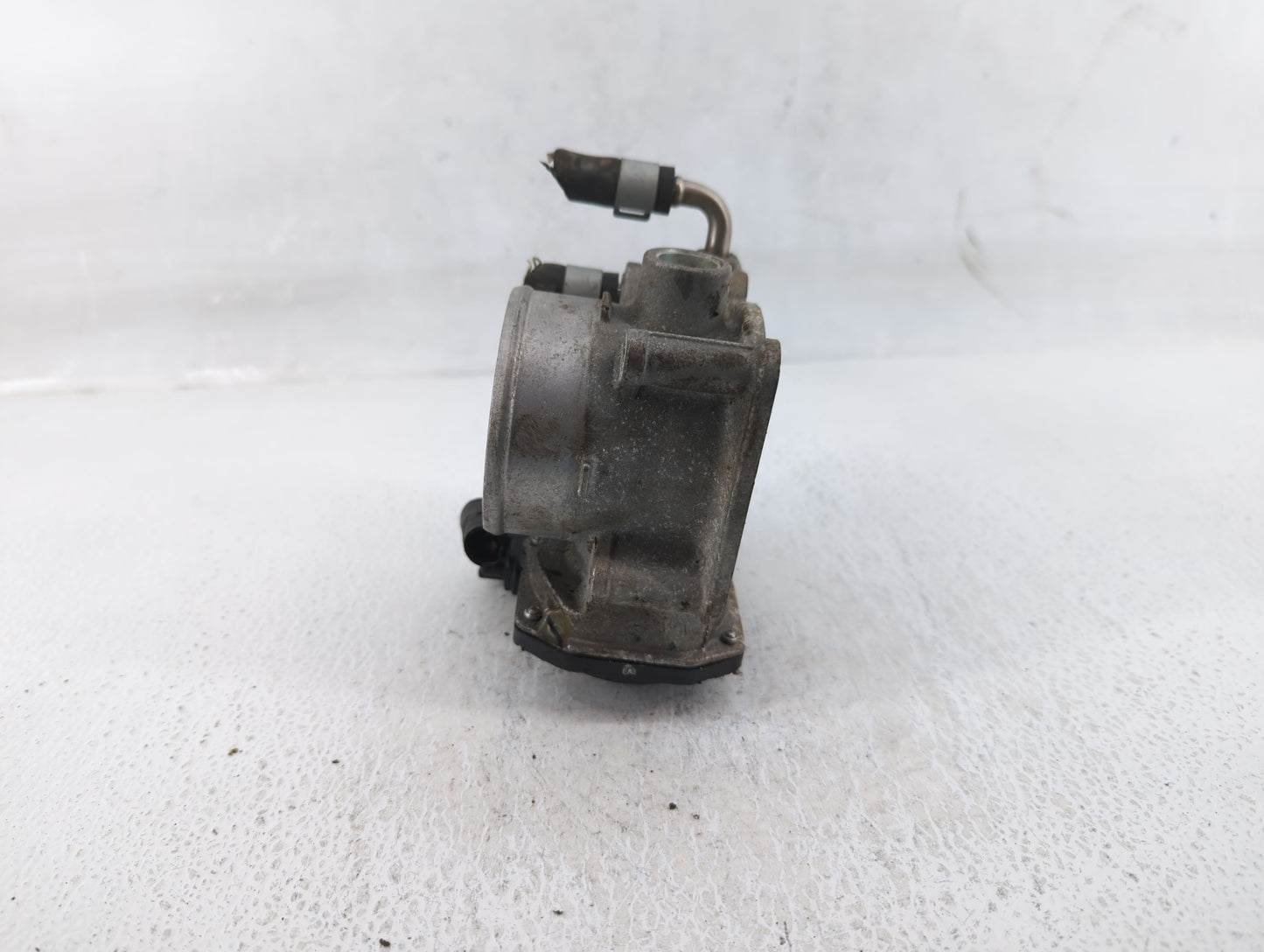 2013-2018 Nissan Altima Throttle Body P/N:3TA60-01 A Fits Fits 2013 2014 2015 2016 2017 2018 2019 2020 OEM Used Auto Parts -