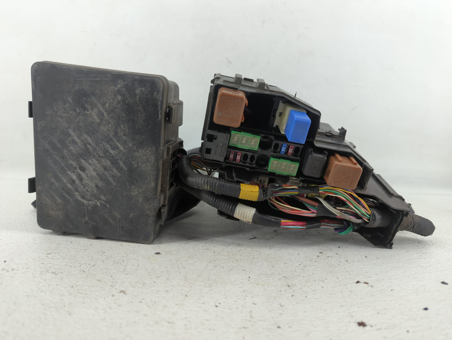 2015 Nissan Altima Fusebox Fuse Box Panel Relay Module P/N:7254-6763-30 Fits OEM Used Auto Parts - Oemusedautoparts1.com