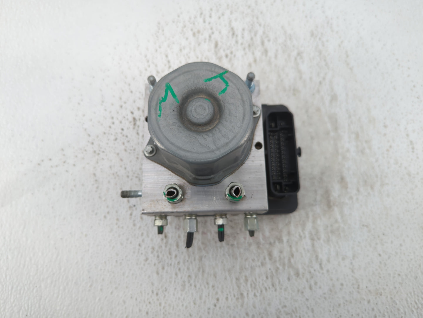 2015 Nissan Altima ABS Pump Control Module Replacement P/N:47660 9HM0A 27660 9HM0A Fits OEM Used Auto Parts - Oemusedautopar