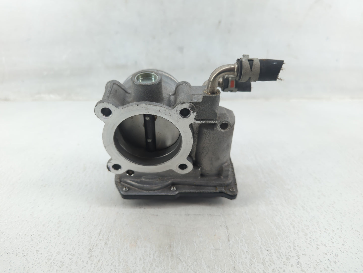 2015-2018 Nissan Altima Throttle Body P/N:22030-37040 Fits Fits 2015 2016 2017 2018 2019 2020 2021 2022 OEM Used Auto Parts 