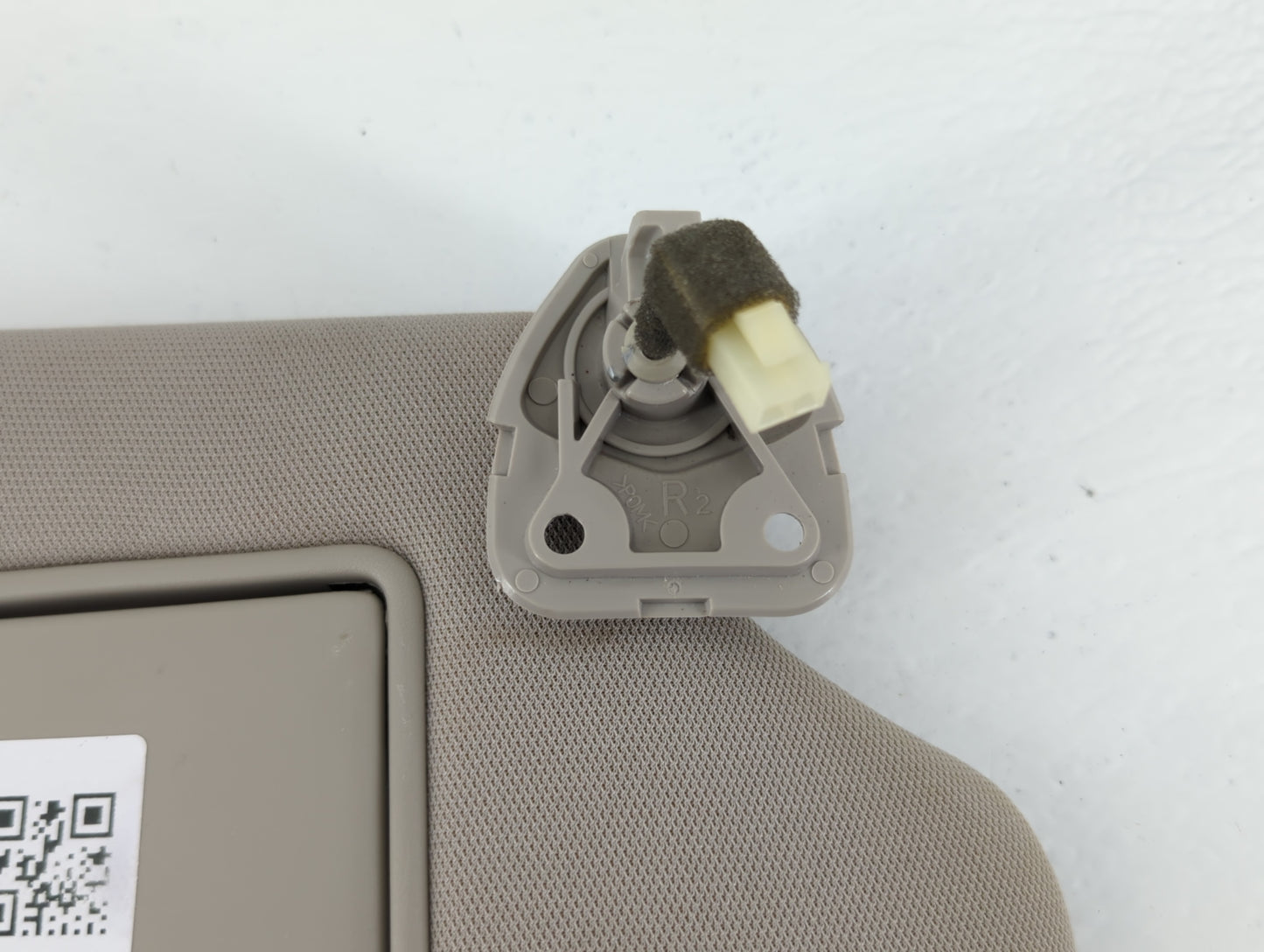2013-2018 Nissan Altima Sun Visor Shade Replacement Passenger Right Mirror Fits Fits 2013 2014 2015 2016 2017 2018 OEM Used 
