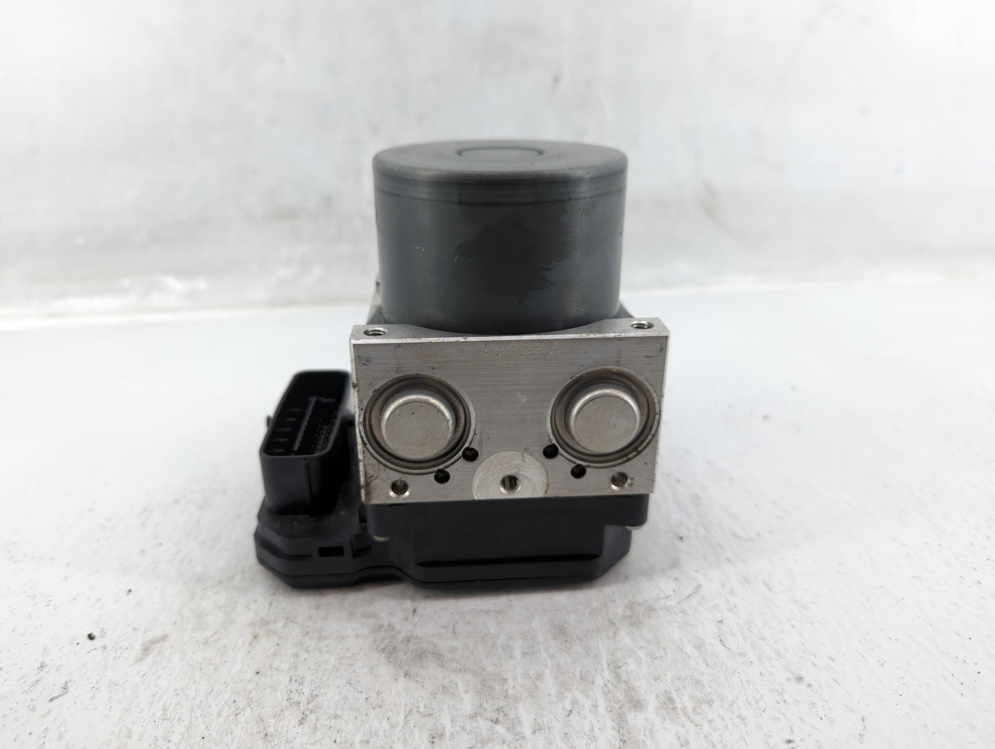 2015 Nissan Altima ABS Pump Control Module Replacement P/N:44540-0R221 47660 9HM0A, 27660 9HM0A Fits OEM Used Auto Parts - O
