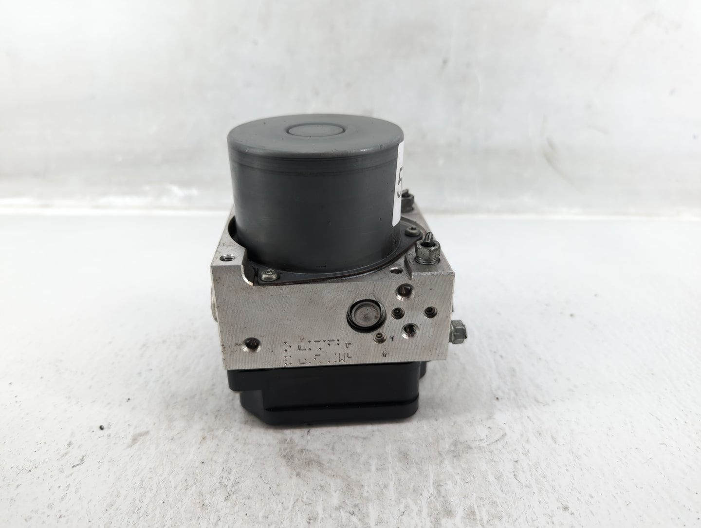 2015 Nissan Altima ABS Pump Control Module Replacement P/N:44540-0R221 47660 9HM0A, 27660 9HM0A Fits OEM Used Auto Parts - O