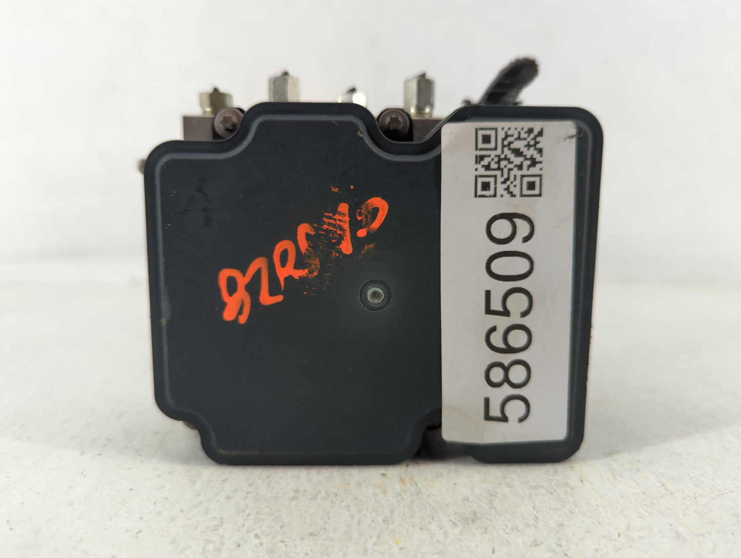 2015 Nissan Altima ABS Pump Control Module Replacement P/N:47660 9HM0A Fits OEM Used Auto Parts - Oemusedautoparts1.com