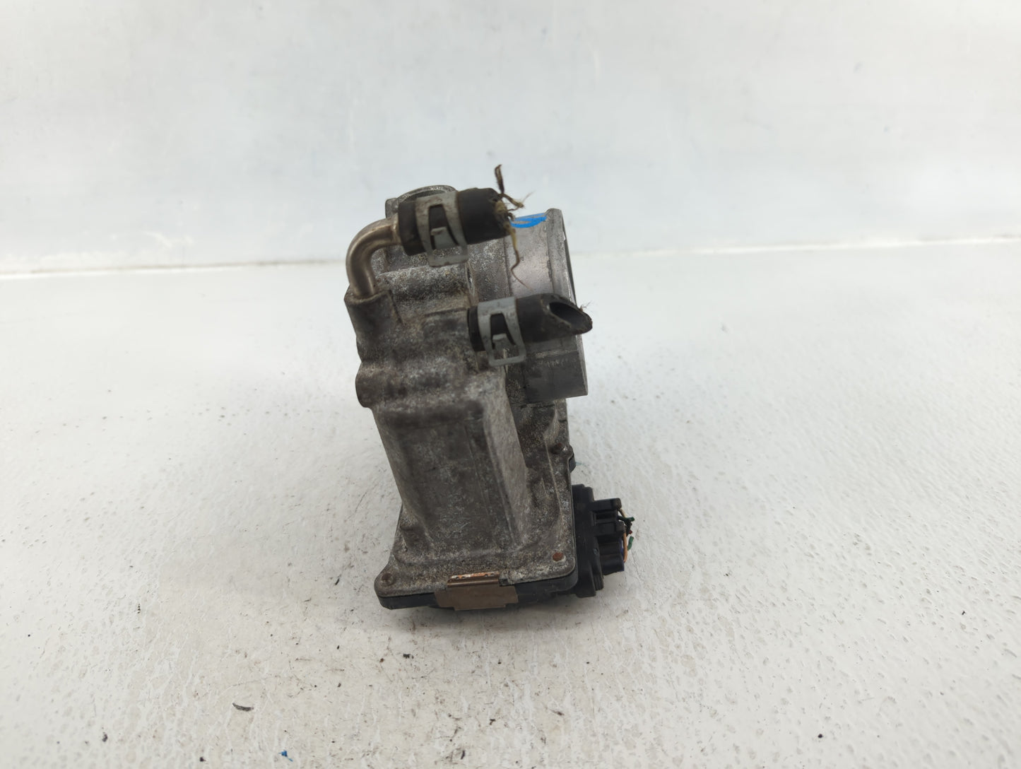 2013-2018 Nissan Altima Throttle Body P/N:3TA60-01 A Fits Fits 2013 2014 2015 2016 2017 2018 2019 2020 OEM Used Auto Parts -