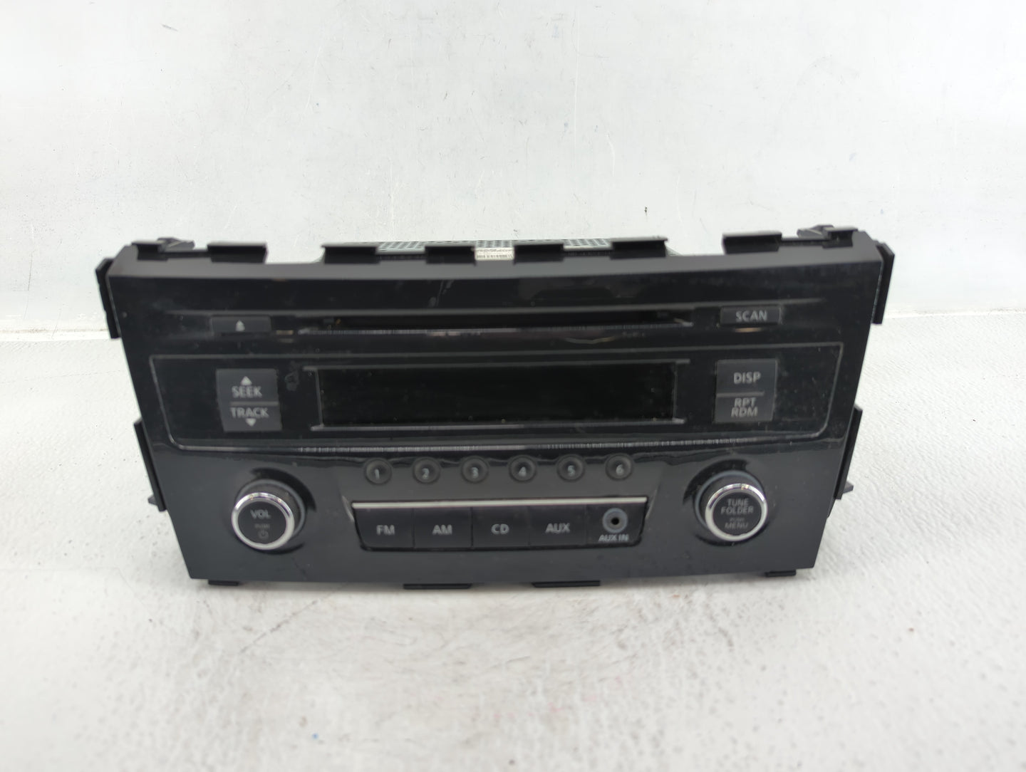 2013-2015 Nissan Altima Radio AM FM Cd Player Receiver Replacement P/N:28185 3TB0G Fits Fits 2013 2014 2015 OEM Used Auto Pa