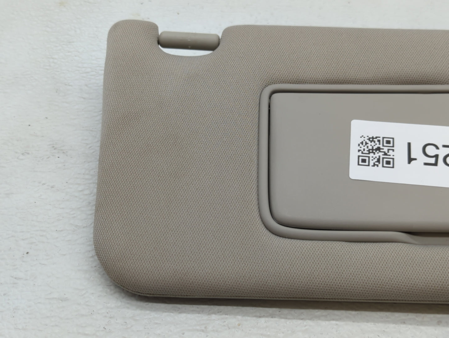2013-2017 Nissan Altima Sun Visor Shade Replacement Passenger Right Mirror Fits Fits 2013 2014 2015 2016 2017 OEM Used Auto 