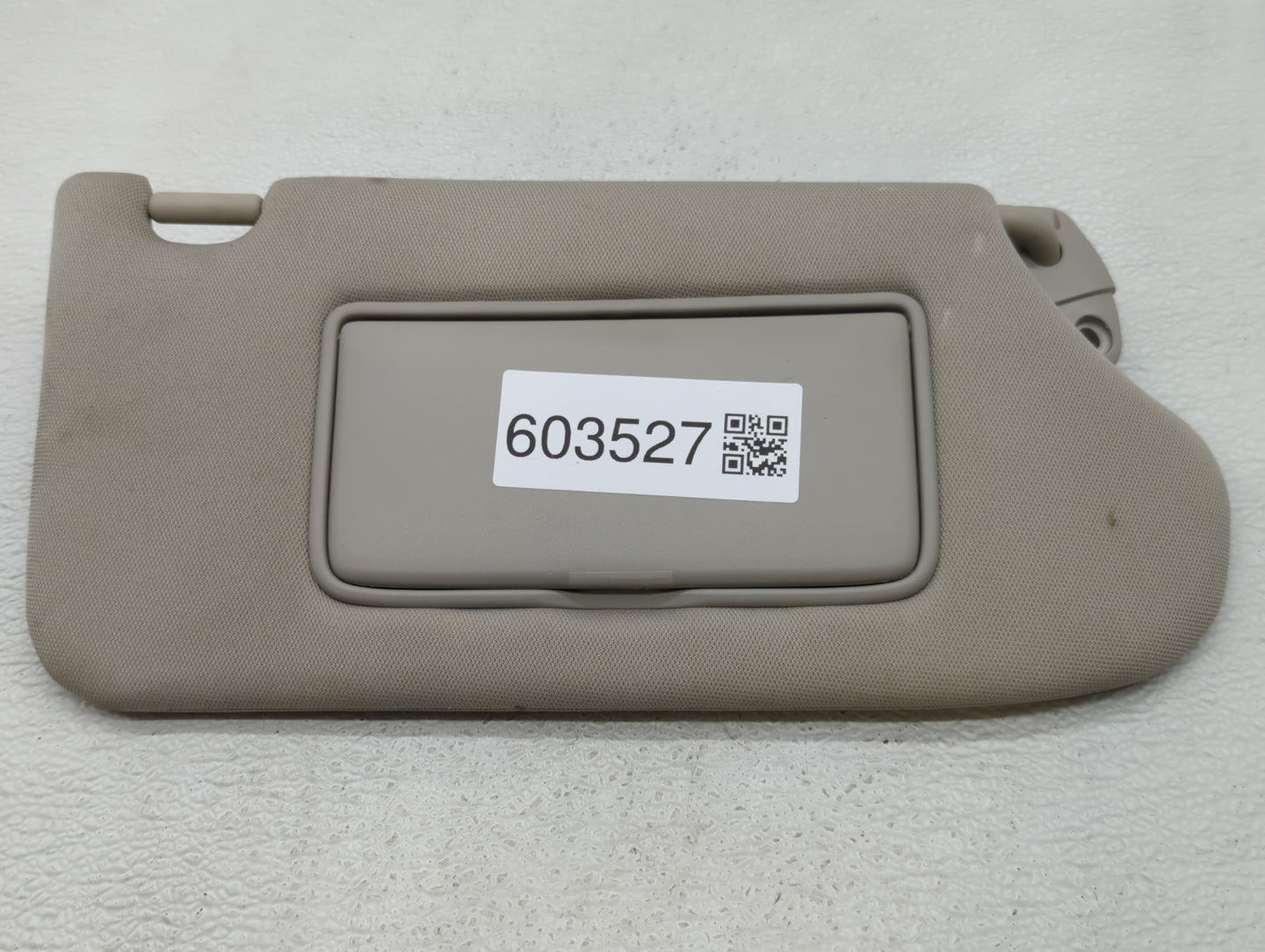 2013-2018 Nissan Altima Sun Visor Shade Replacement Passenger Right Mirror Fits Fits 2013 2014 2015 2016 2017 2018 OEM Used 