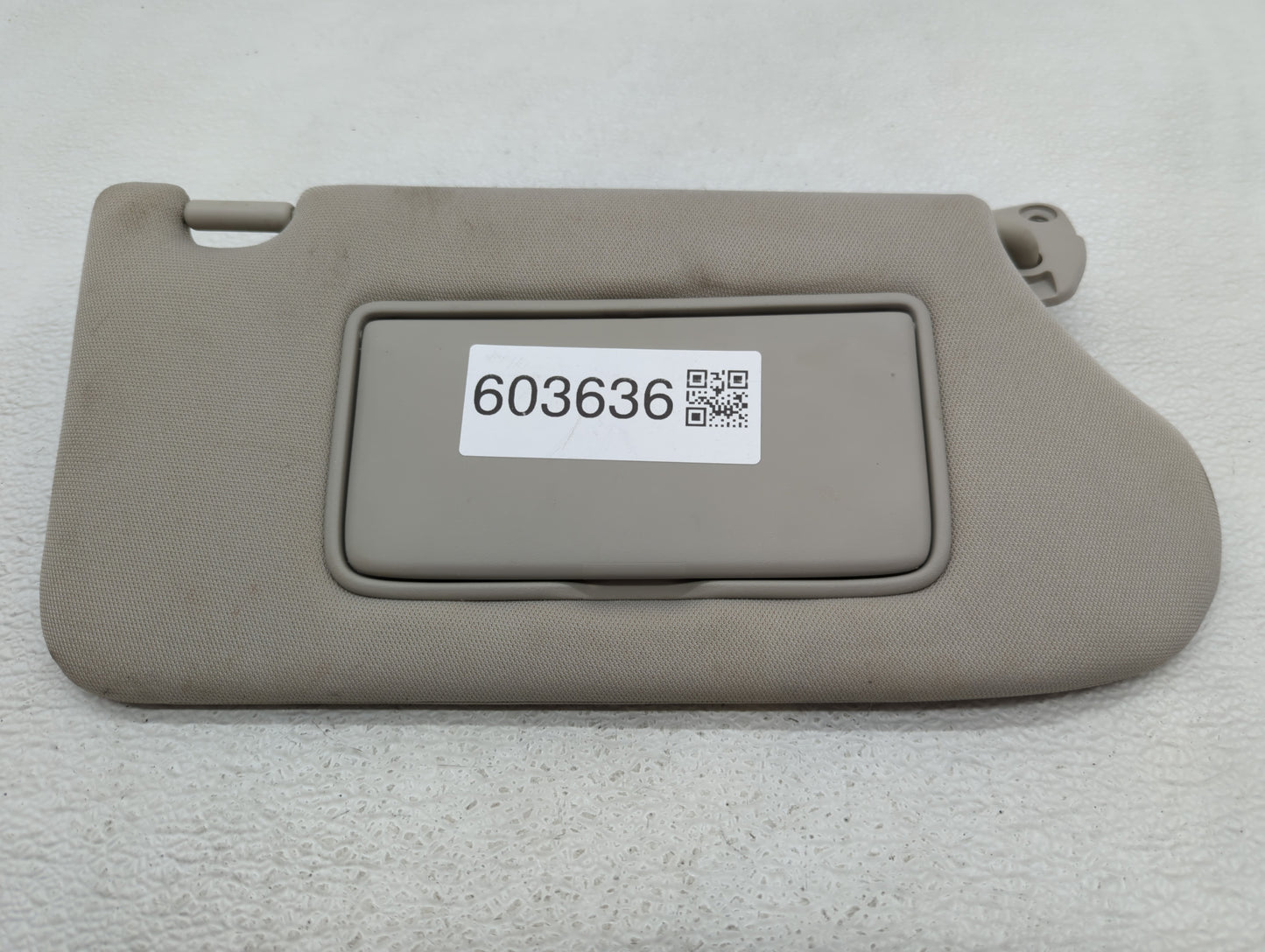 2013-2018 Nissan Altima Sun Visor Shade Replacement Passenger Right Mirror Fits Fits 2013 2014 2015 2016 2017 2018 OEM Used 