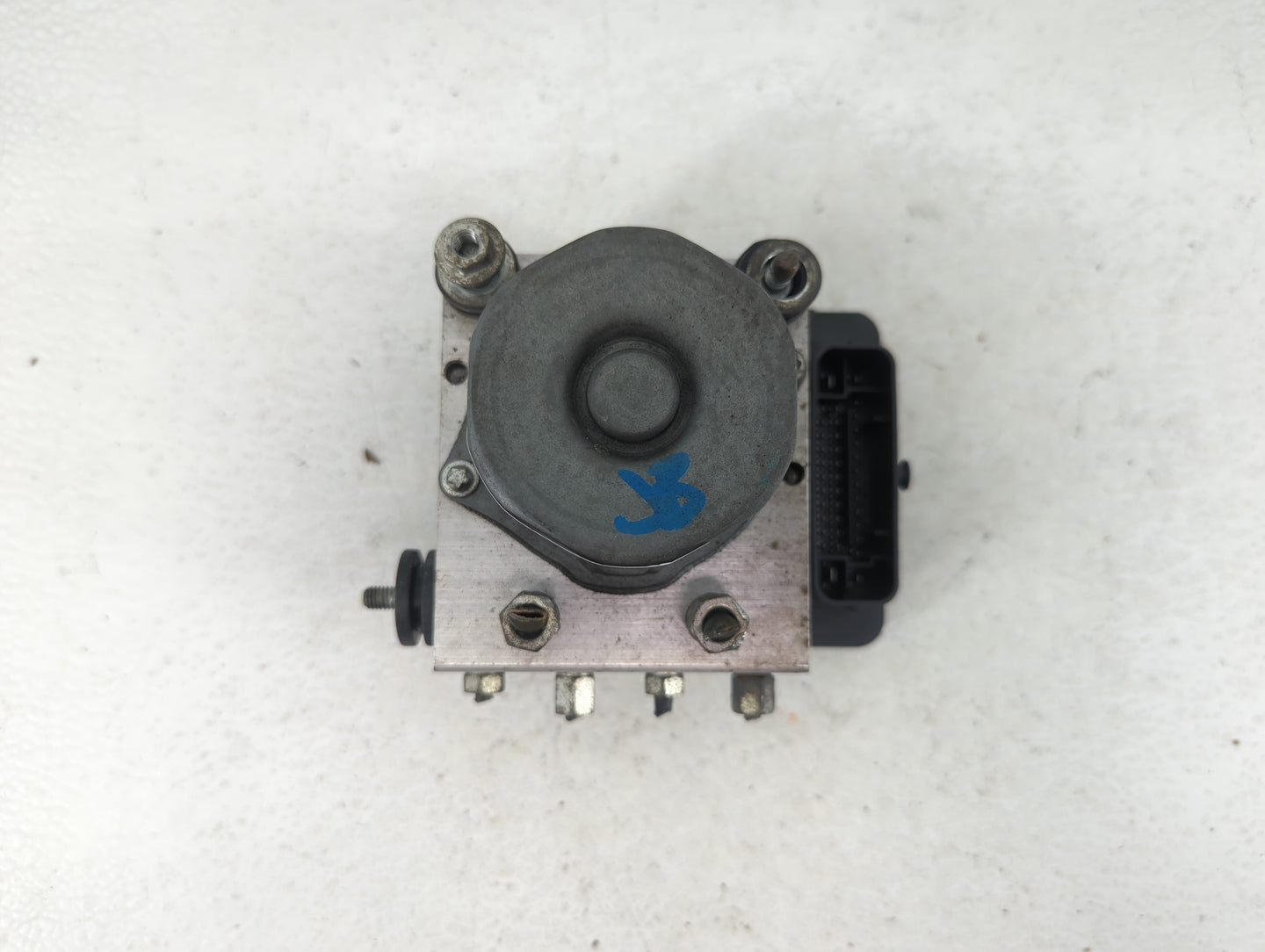 2015 Nissan Altima ABS Pump Control Module Replacement P/N:47660 9HM0A Fits OEM Used Auto Parts - Oemusedautoparts1.com