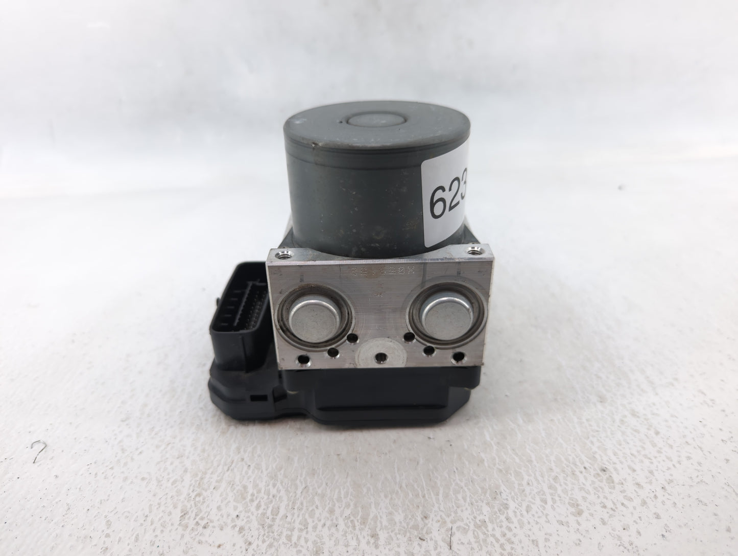 2015 Nissan Altima ABS Pump Control Module Replacement P/N:44540-0R221 Fits OEM Used Auto Parts - Oemusedautoparts1.com