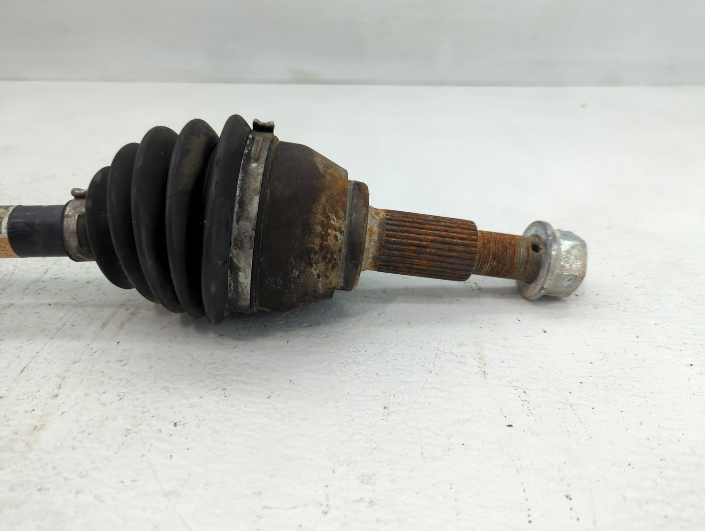 2013-2018 Nissan Altima Axle Shaft Front Driver Cv C/v - Oemusedautoparts1.com