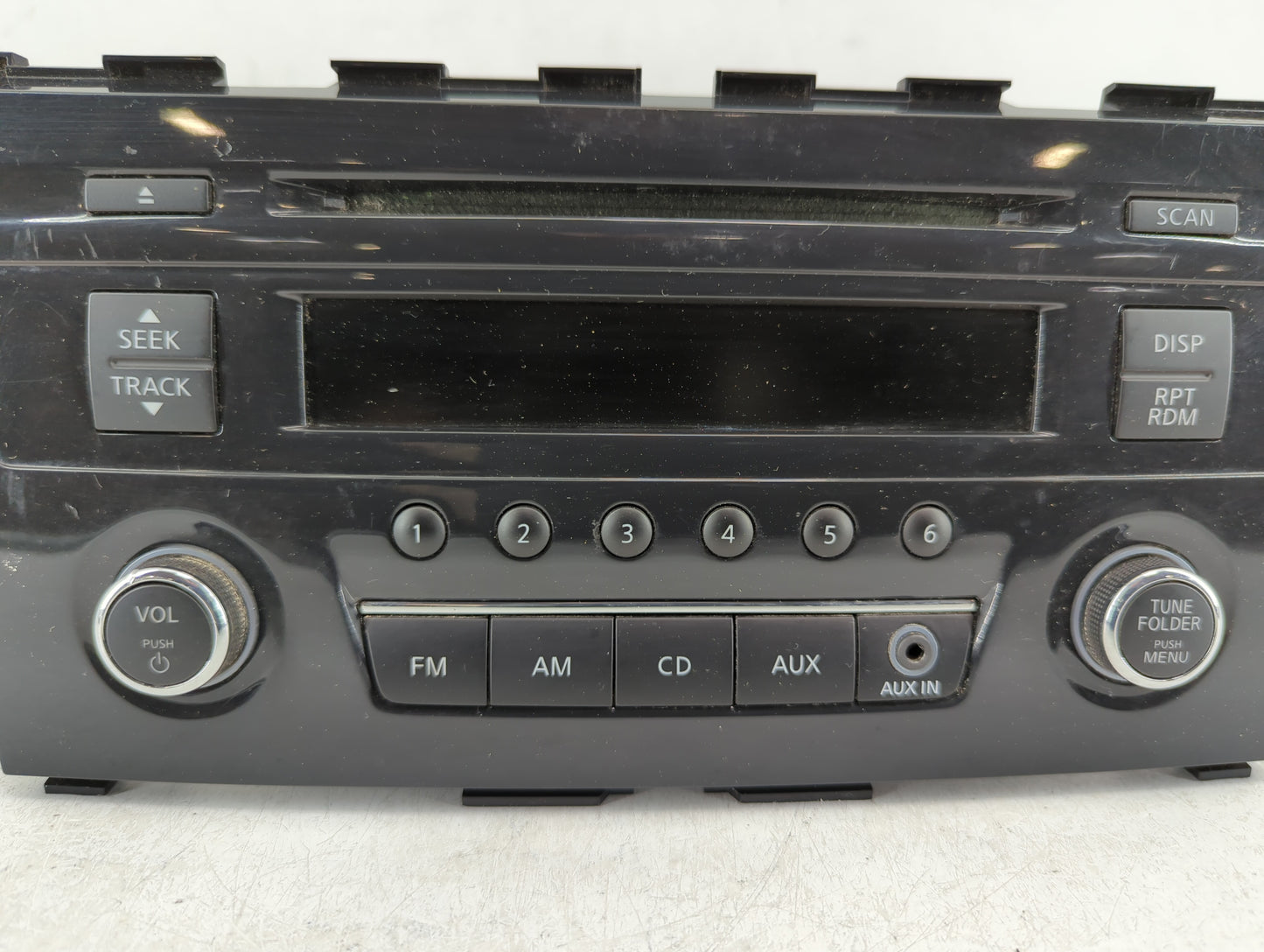 2013-2015 Nissan Altima Radio AM FM Cd Player Receiver Replacement P/N:28185 3TB0G Fits Fits 2013 2014 2015 OEM Used Auto Pa