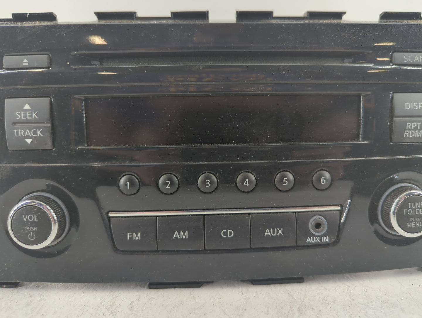 2013-2015 Nissan Altima Am Fm Cd Player Radio Receiver - Oemusedautoparts1.com