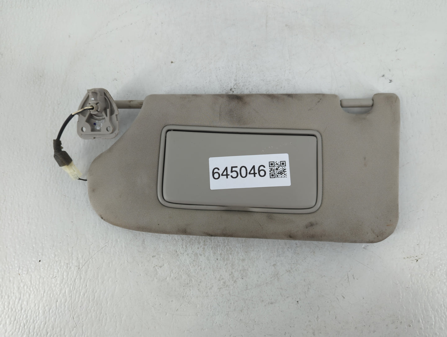 2013-2018 Nissan Altima Sun Visor Shade Replacement Passenger Right Mirror Fits Fits 2013 2014 2015 2016 2017 2018 OEM Used 