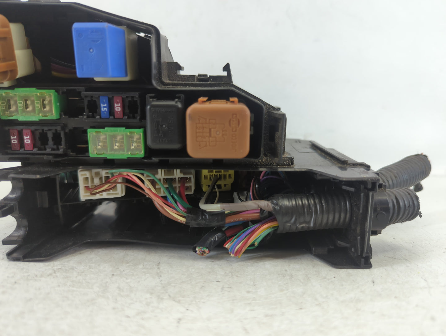 2015 Nissan Altima Fusebox Fuse Box Panel Relay Module P/N:7254-5763-30 284B7 3TS9E, 4416006PQ2 Fits OEM Used Auto Parts - O
