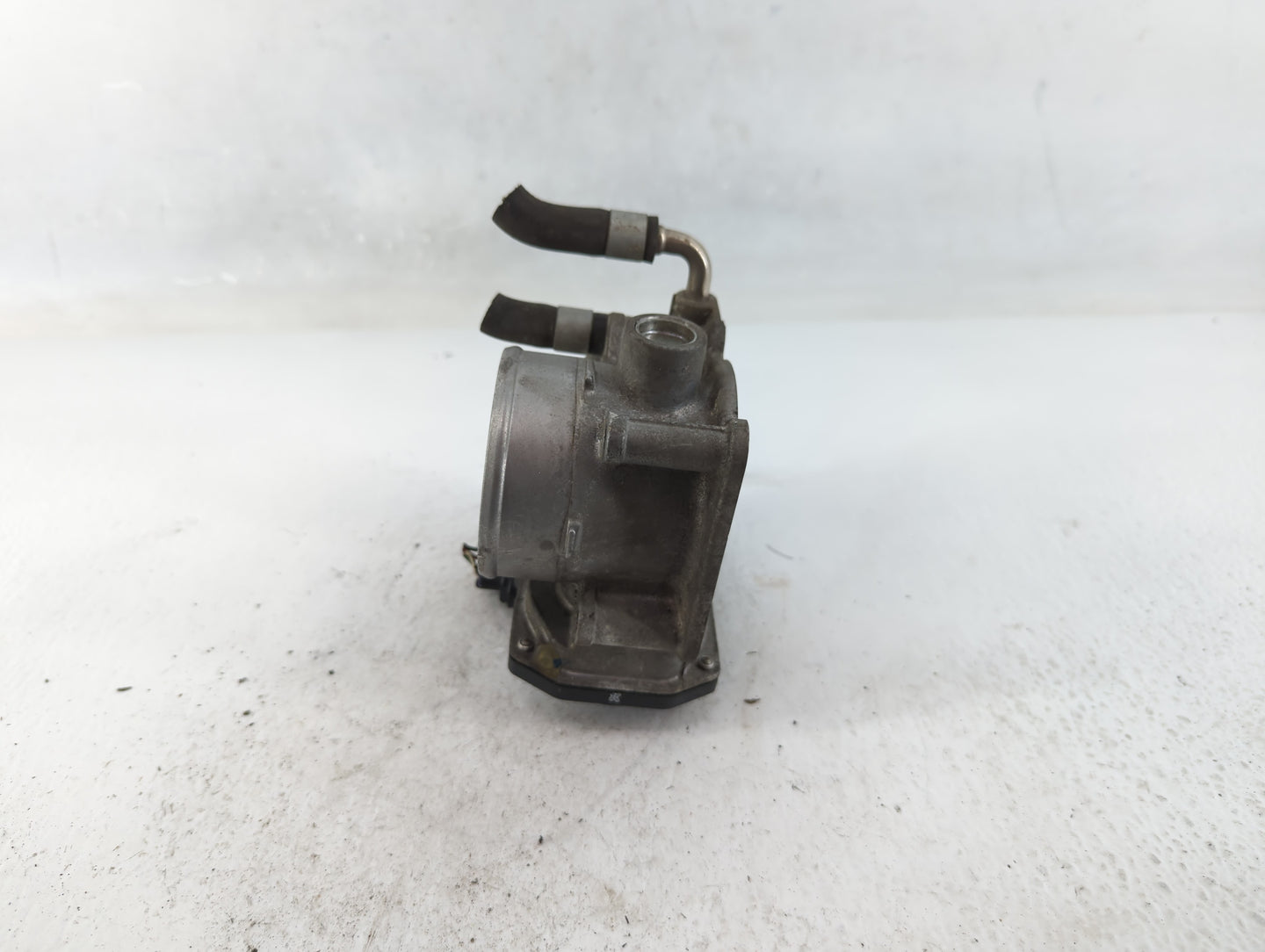 2013-2018 Nissan Altima Throttle Body P/N:3TA60-01 A Fits Fits 2013 2014 2015 2016 2017 2018 2019 2020 OEM Used Auto Parts -