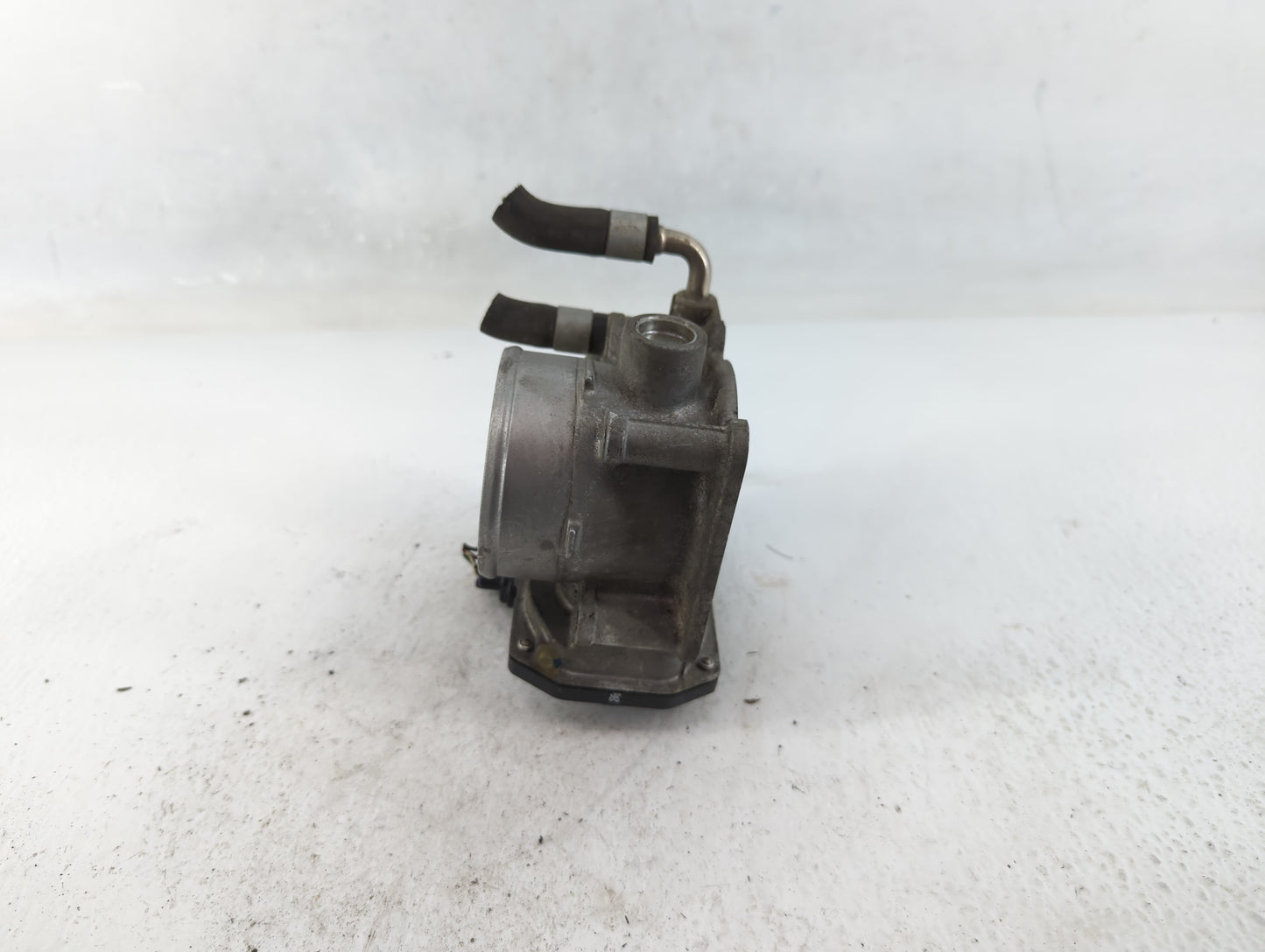 2013-2018 Nissan Altima Throttle Body P/N:3TA60-01 A Fits Fits 2013 2014 2015 2016 2017 2018 2019 2020 OEM Used Auto Parts -