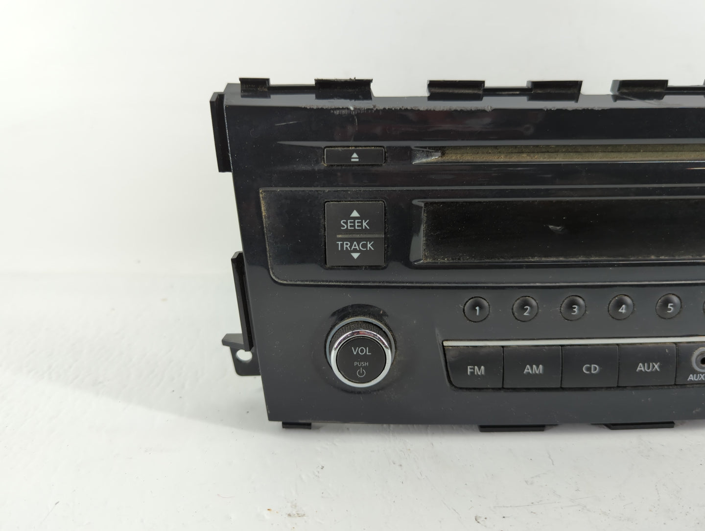 2013-2015 Nissan Altima Radio AM FM Cd Player Receiver Replacement P/N:28185 3TB0G Fits Fits 2013 2014 2015 OEM Used Auto Pa