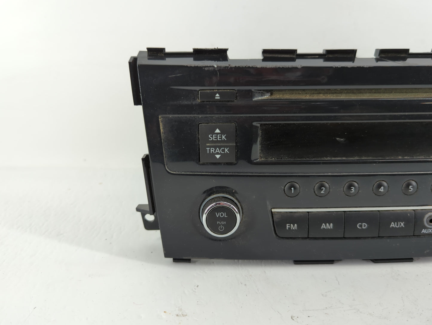 2013-2015 Nissan Altima Radio AM FM Cd Player Receiver Replacement P/N:28185 3TB0G Fits Fits 2013 2014 2015 OEM Used Auto Pa