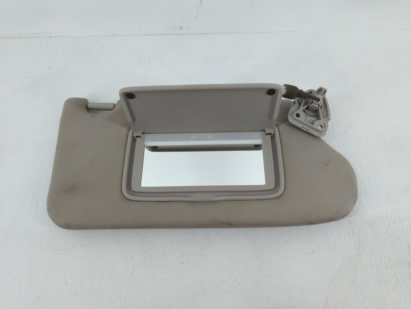 2013-2018 Nissan Altima Sun Visor Shade Replacement Passenger Right Mirror Fits Fits 2013 2014 2015 2016 2017 2018 OEM Used 