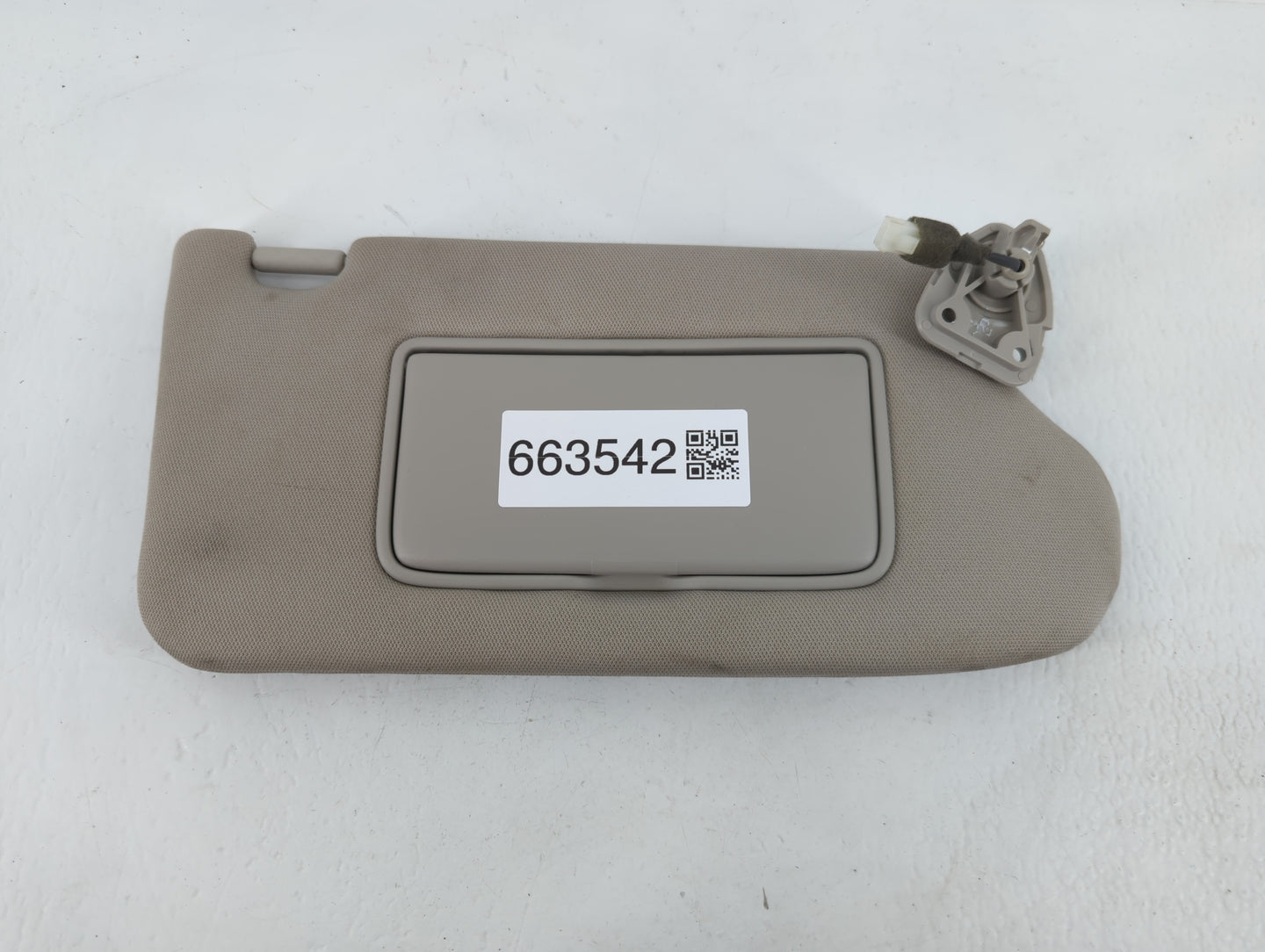 2013-2018 Nissan Altima Sun Visor Shade Replacement Passenger Right Mirror Fits Fits 2013 2014 2015 2016 2017 2018 OEM Used 