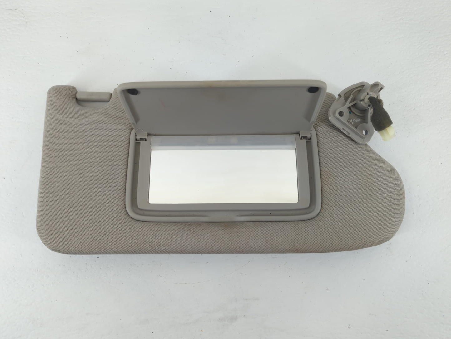 2013-2018 Nissan Altima Sun Visor Shade Replacement Passenger Right Mirror Fits Fits 2013 2014 2015 2016 2017 2018 OEM Used 