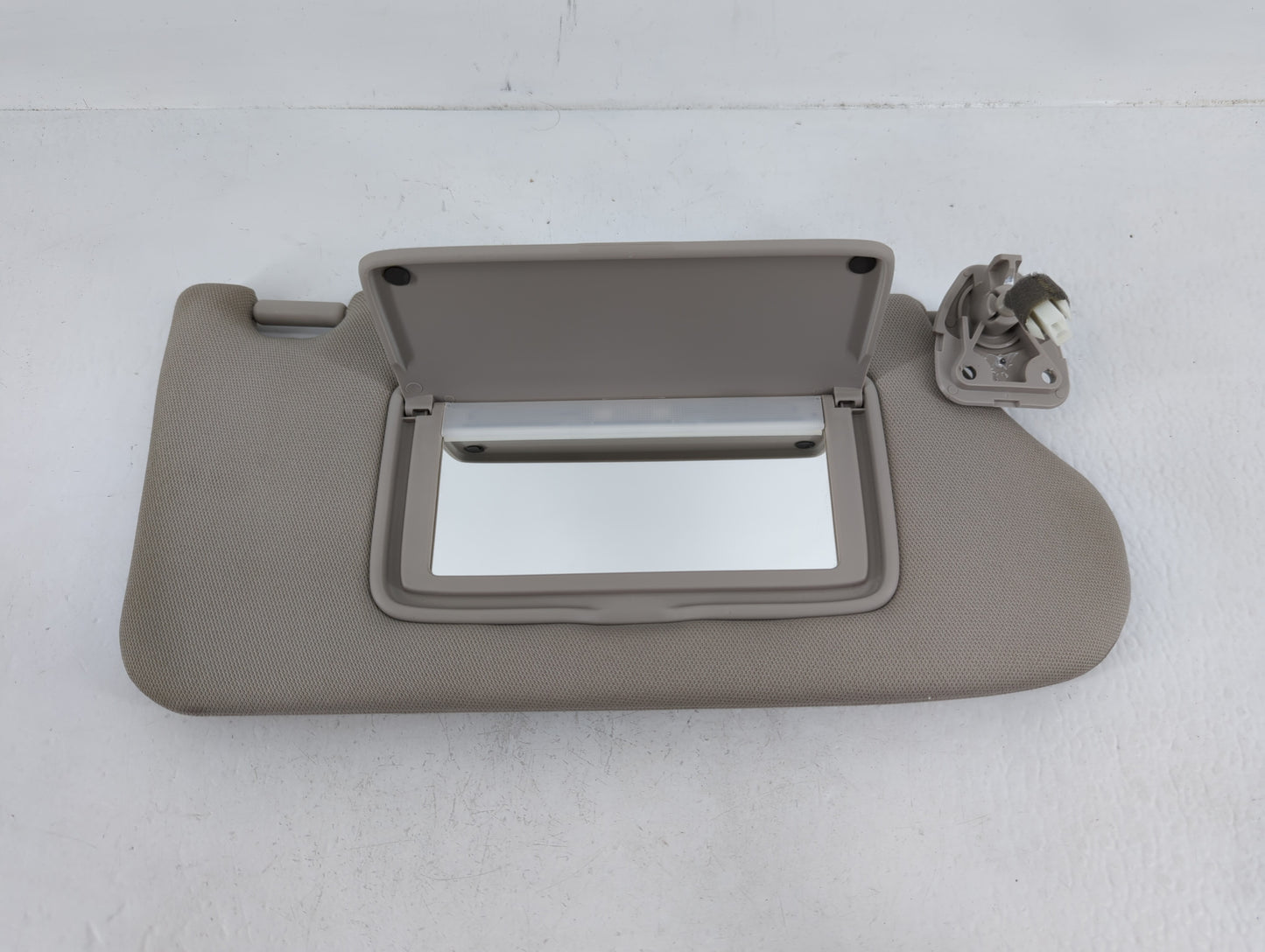 2013-2018 Nissan Altima Sun Visor Shade Replacement Passenger Right Mirror Fits Fits 2013 2014 2015 2016 2017 2018 OEM Used 