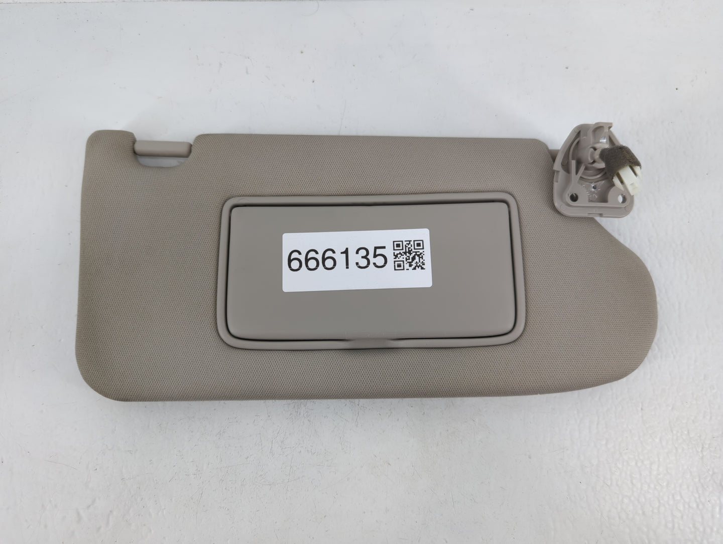 2013-2018 Nissan Altima Sun Visor Shade Replacement Passenger Right Mirror Fits Fits 2013 2014 2015 2016 2017 2018 OEM Used 
