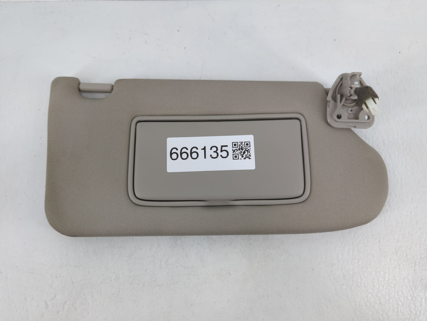 2013-2018 Nissan Altima Sun Visor Shade Replacement Passenger Right Mirror Fits Fits 2013 2014 2015 2016 2017 2018 OEM Used 