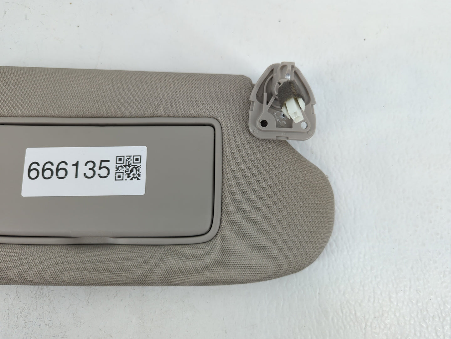 2013-2018 Nissan Altima Sun Visor Shade Replacement Passenger Right Mirror Fits Fits 2013 2014 2015 2016 2017 2018 OEM Used 