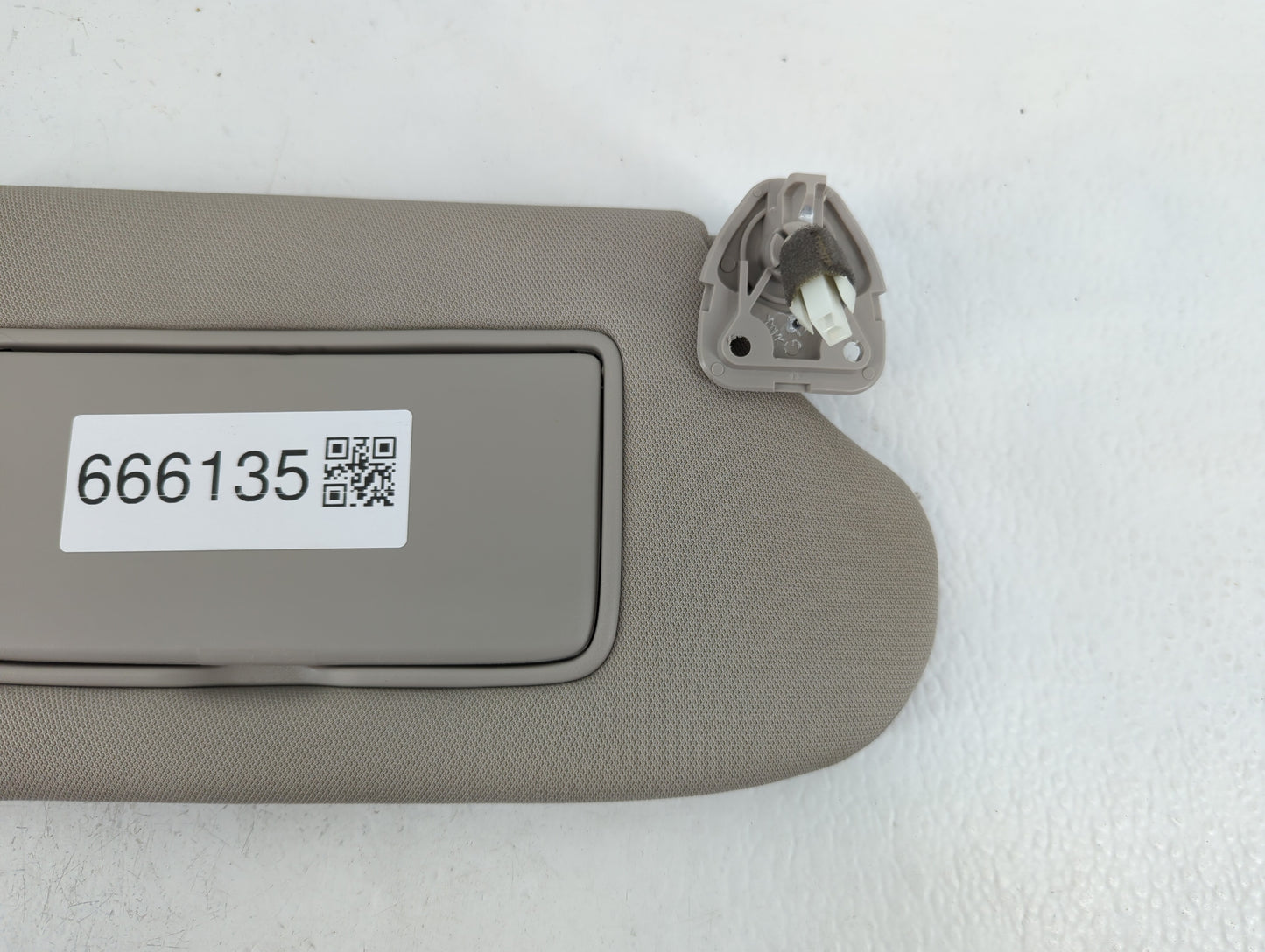 2013-2018 Nissan Altima Sun Visor Shade Replacement Passenger Right Mirror Fits Fits 2013 2014 2015 2016 2017 2018 OEM Used 