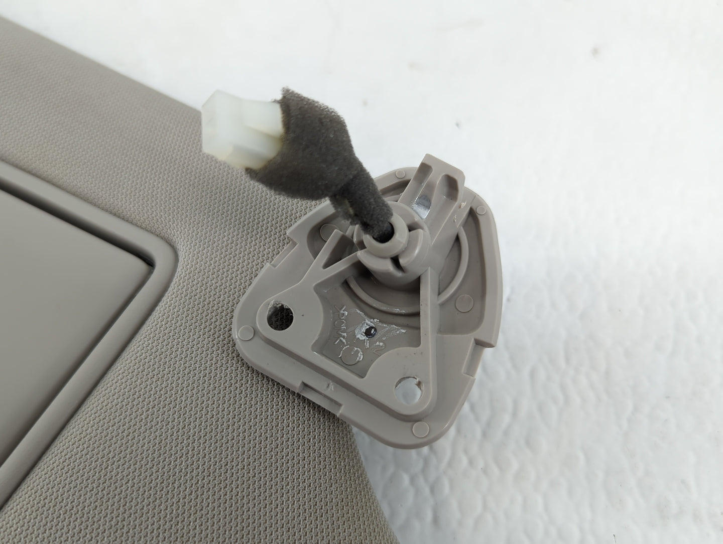 2013-2018 Nissan Altima Sun Visor Shade Replacement Passenger Right Mirror Fits Fits 2013 2014 2015 2016 2017 2018 OEM Used 