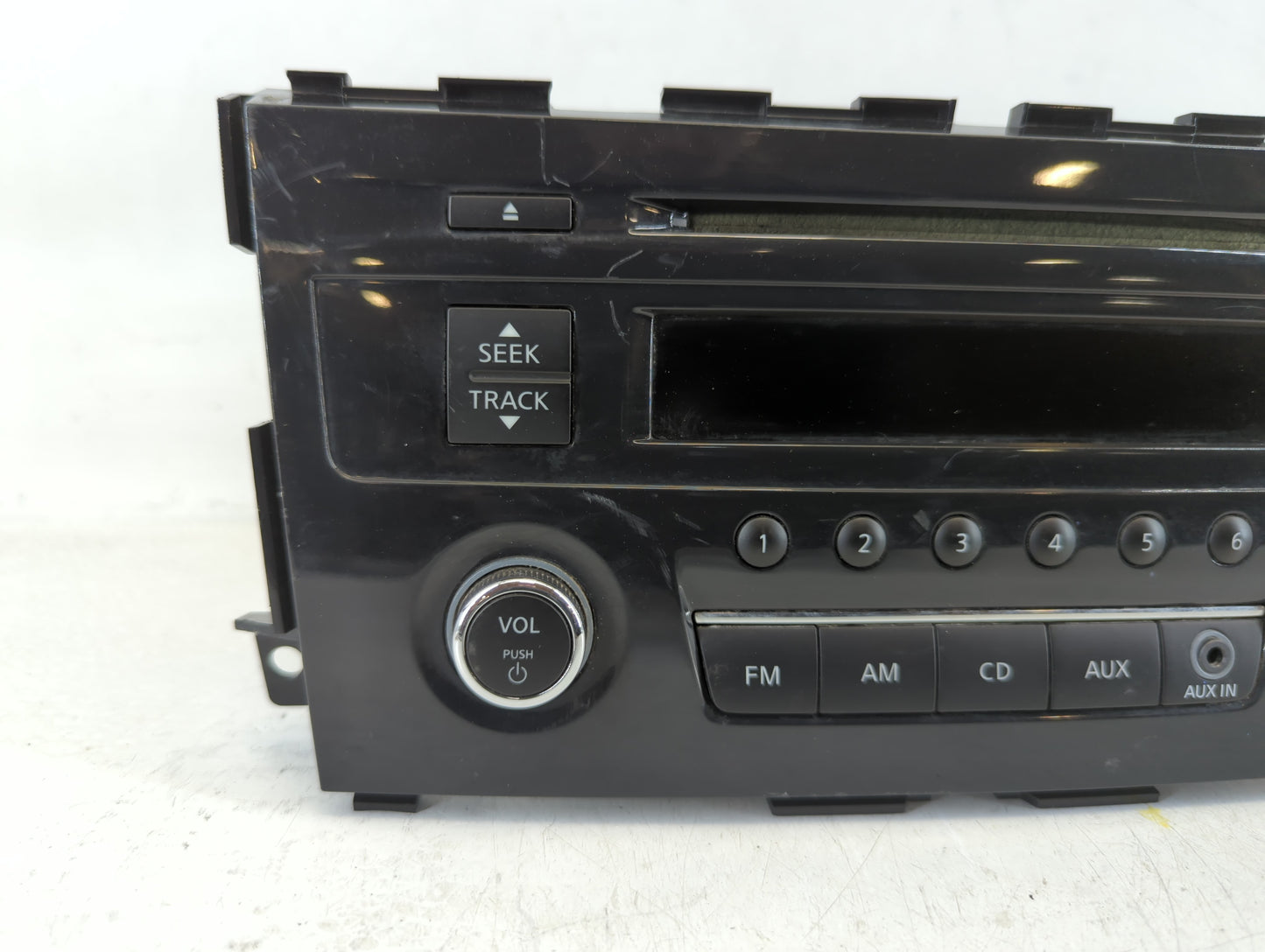 2013-2015 Nissan Altima Radio AM FM Cd Player Receiver Replacement P/N:28185 3TB0G Fits Fits 2013 2014 2015 OEM Used Auto Pa