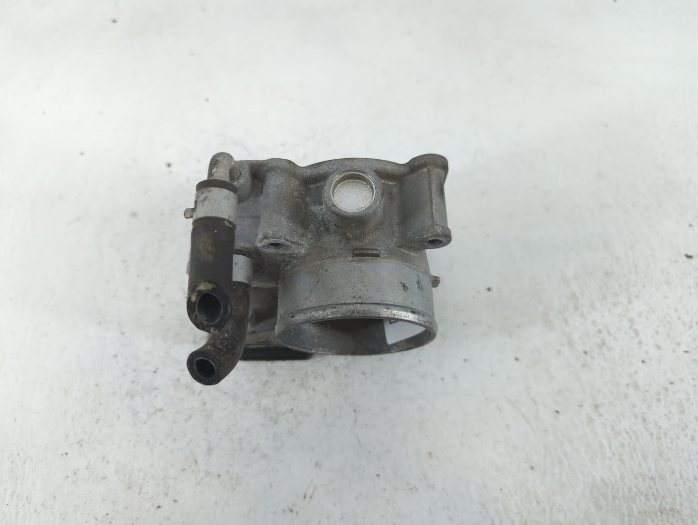 2013-2018 Nissan Altima Throttle Body P/N:3TA60-01 A 10148, 9H14, 3TA60-01 C Fits Fits 2013 2014 2015 2016 2017 2018 2019 20